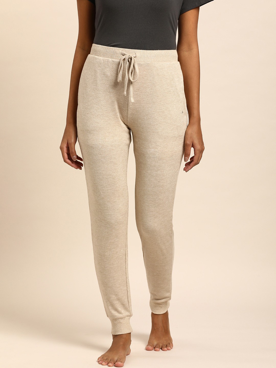 

Triumph Women Thermal Climate Control Joggers, Camel brown