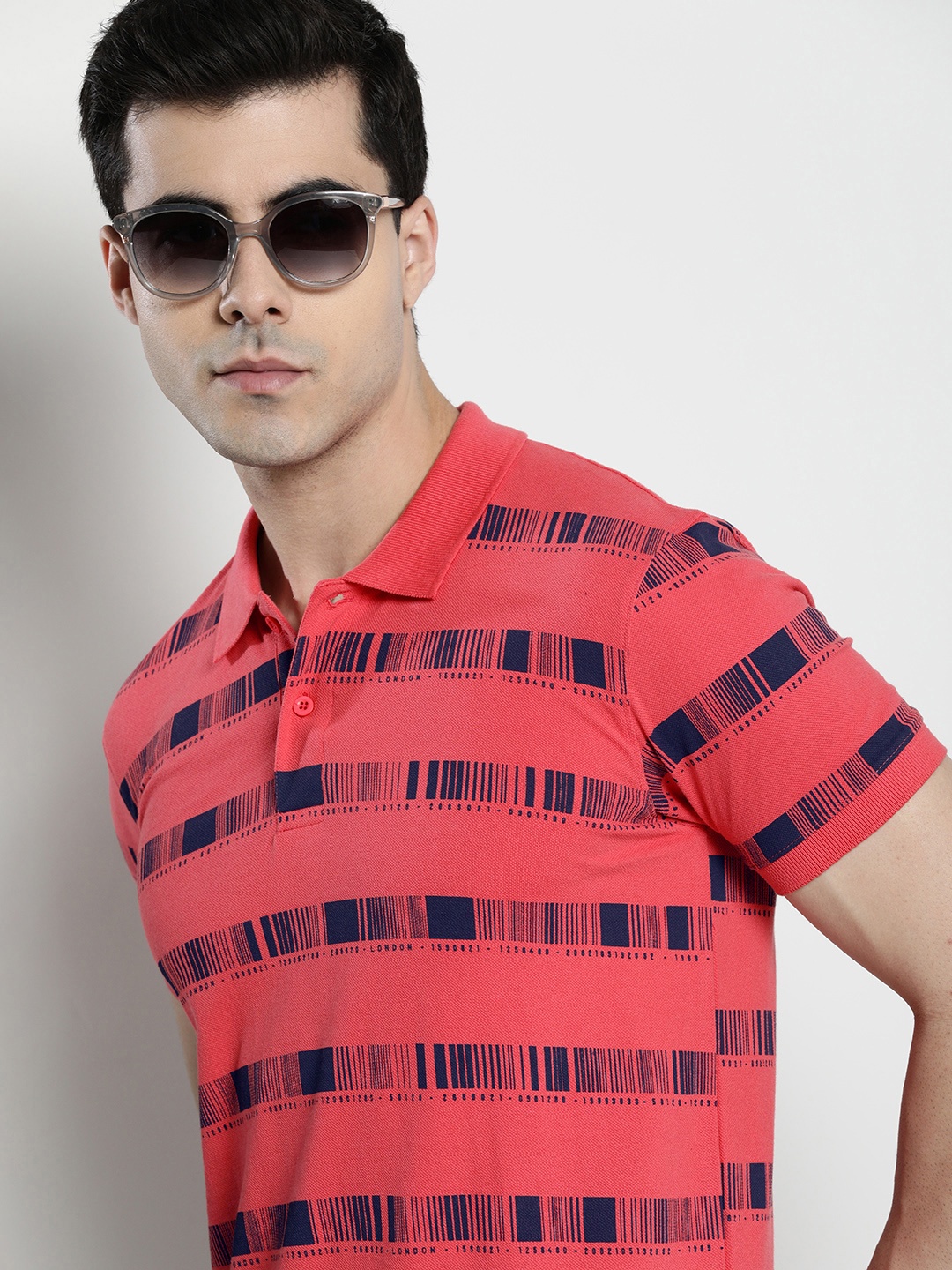 

The Indian Garage Co Men Pink & Navy Blue Striped Polo Collar T-shirt