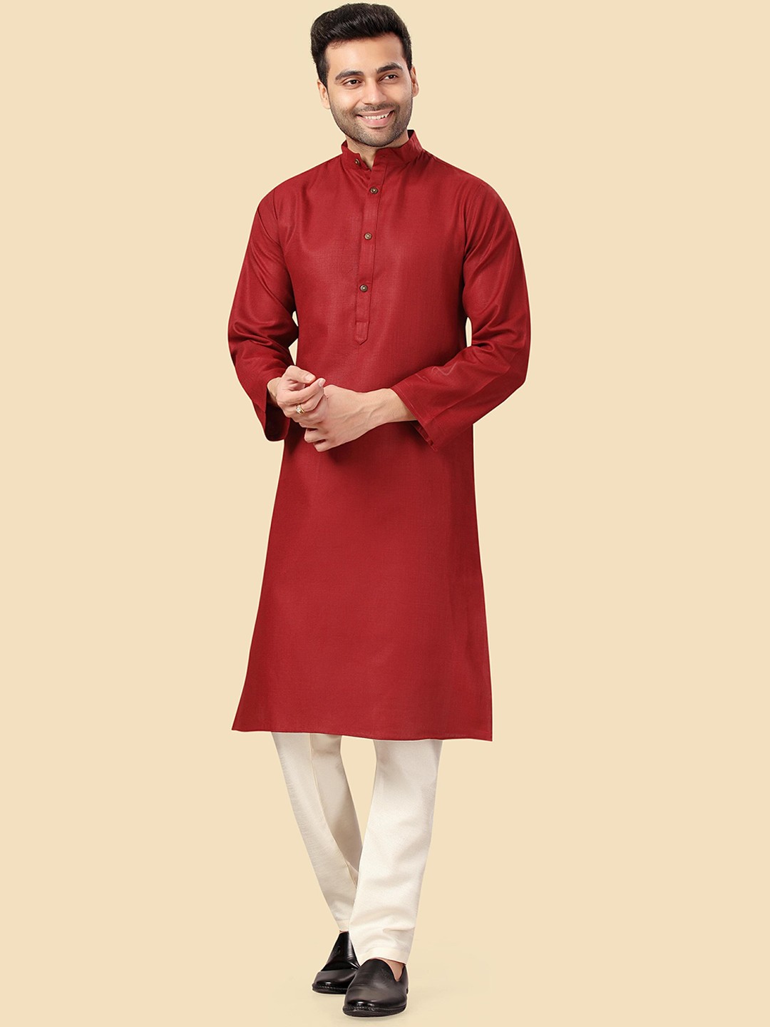 

HERE&NOW Men Maroon Solid Kurta