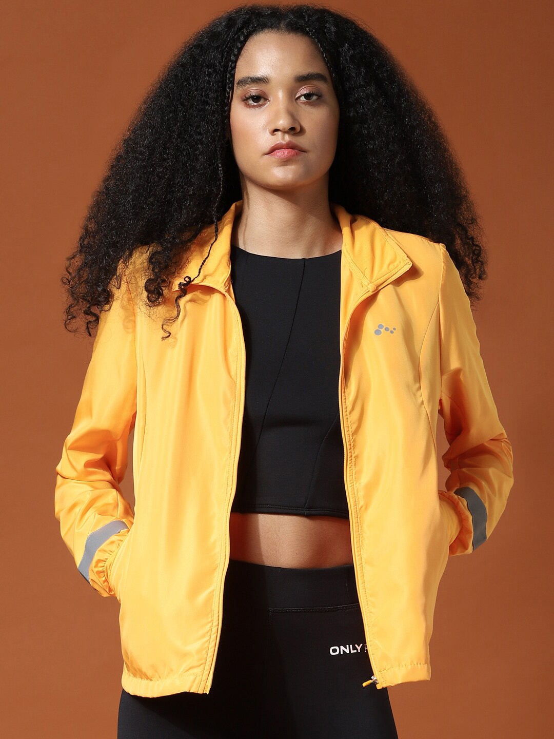 

ONLY PLAY Women Orange Camouflage Crop Training or Gym Tailored Jacket
