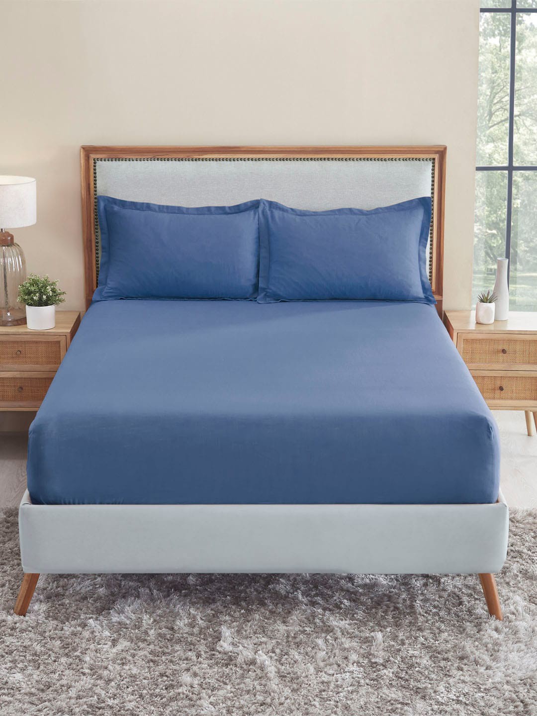 

MYTRIDENT Blue 150 TC King Bedsheet with 2 Pillow Covers
