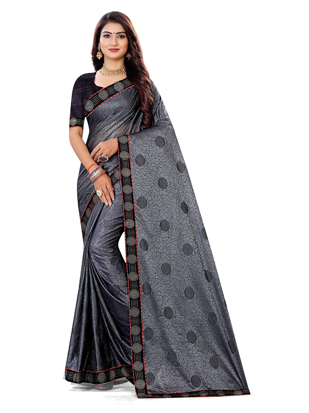 

BIRVAA Women's Grey & Black Geomatric Saree