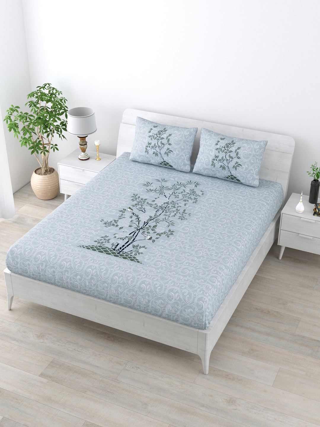 

LIVING ROOTS Blue & Green Floral 160 TC King Bedsheet with 2 Pillow Covers
