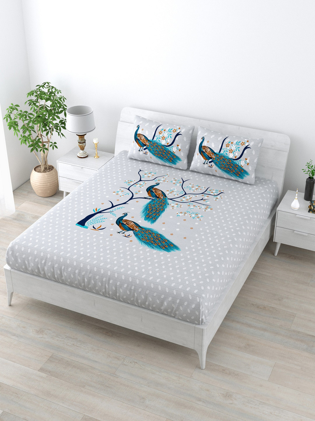 

LIVING ROOTS Blue & Off White Graphic 160 TC King Bedsheet with 2 Pillow Covers