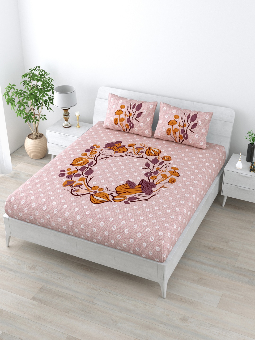 

LIVING ROOTS Peach-Coloured & White Floral 160 TC King Bedsheet with 2 Pillow Covers