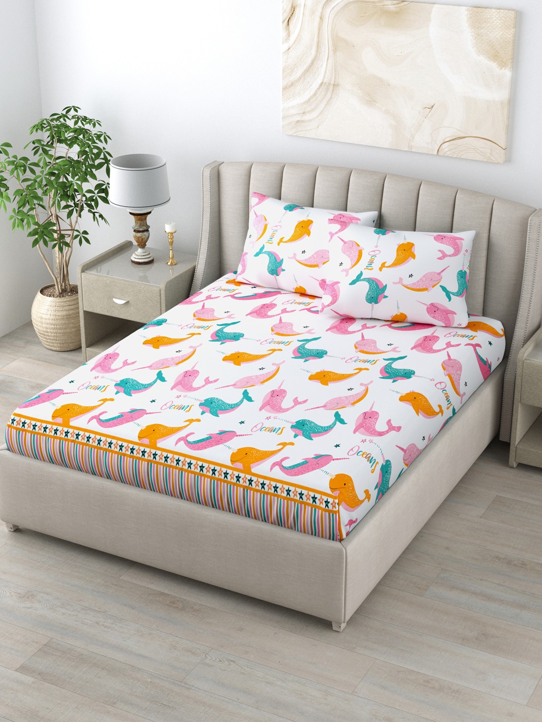 

LIVING ROOTS White & Pink Graphic 120 TC Queen Bedsheet with 2 Pillow Covers
