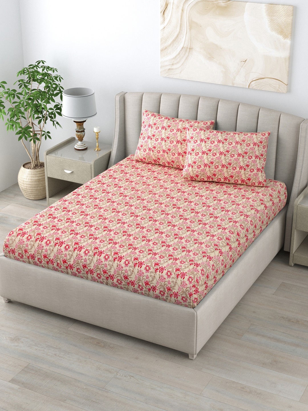 

LIVING ROOTS Cream-Coloured & Pink Floral 120 TC Queen Bedsheet with 2 Pillow Covers