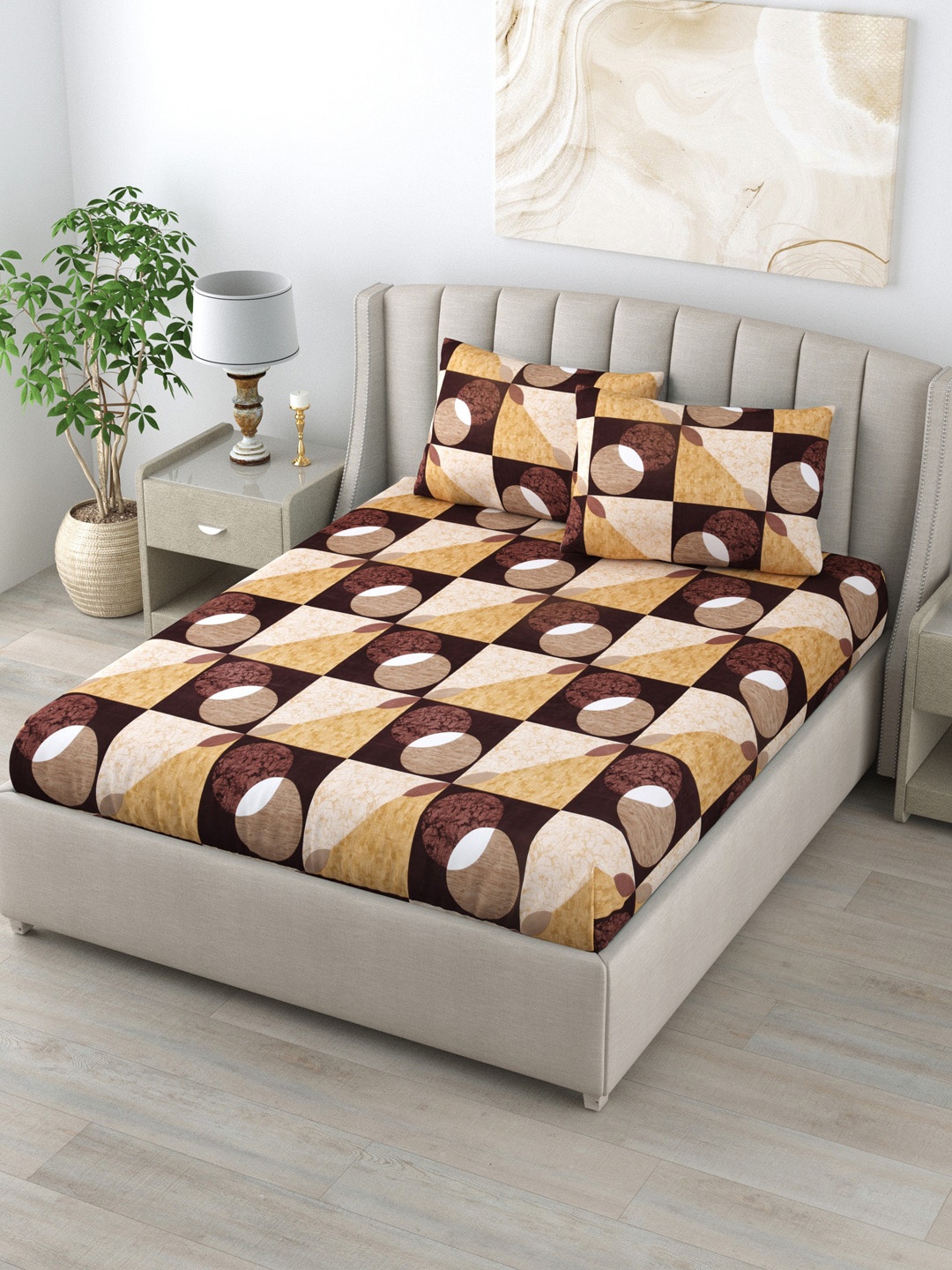 

LIVING ROOTS Brown & Beige Geometric 120 TC Queen Bedsheet with 2 Pillow Covers