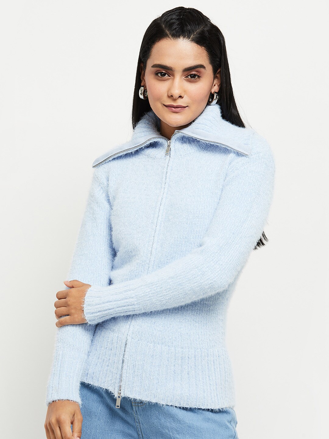 

max Women Blue Solid Cardigan