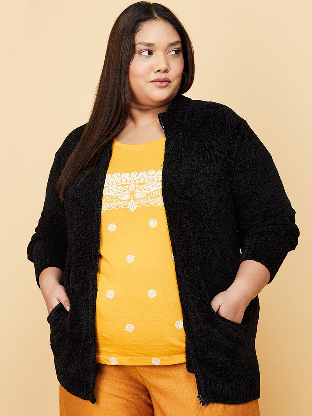 

max Women Black Solid Cardigan