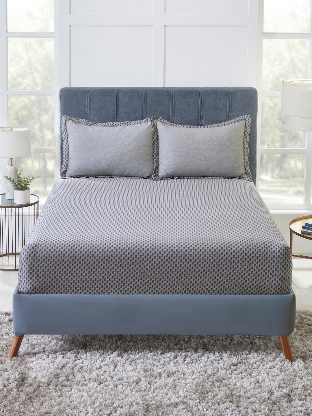 

MYTRIDENT Grey Purple Floral 150 TC Fitted King Bedsheet with 2 Pillow Covers