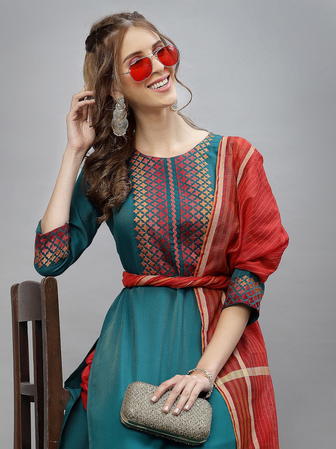 

SKYLEE Women Embroidered Thread Work Kurta with Palazzo & Dupatta, Teal