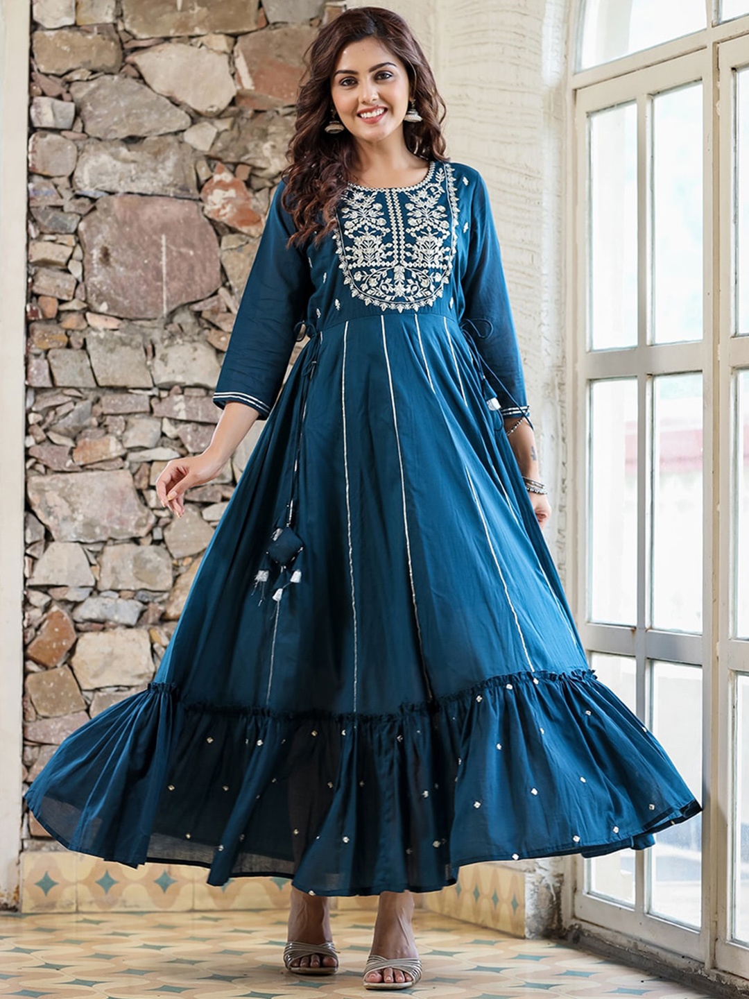 

KAAJH Women Blue Embroidered Pure Cotton Ethnic Dresses