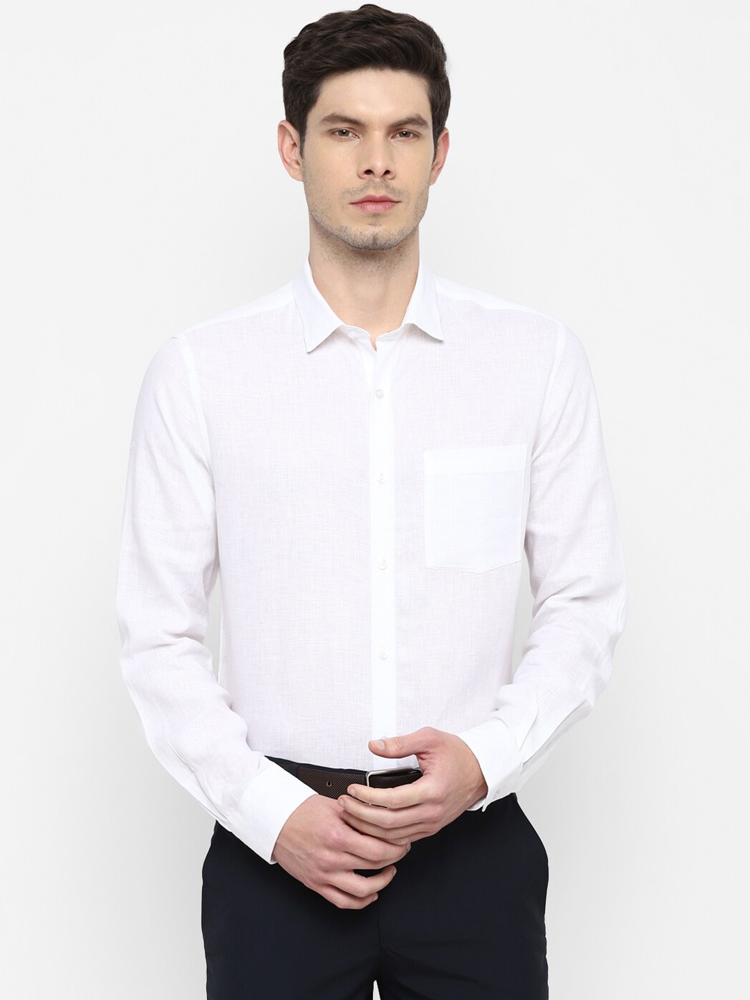 

Turtle Men White Solid Formal Shirt
