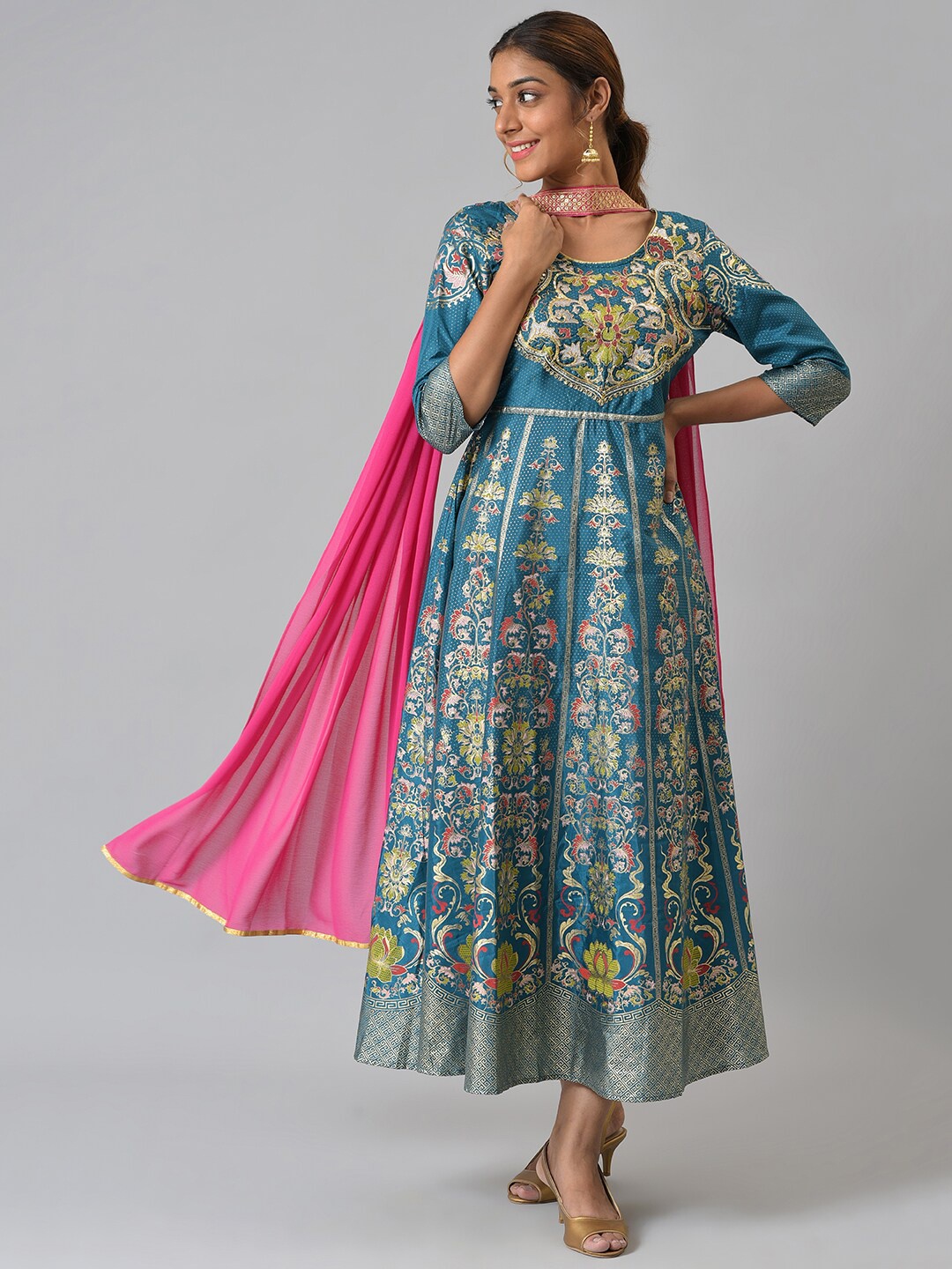 

AURELIA Pink & Gold-Toned Printed Dupatta