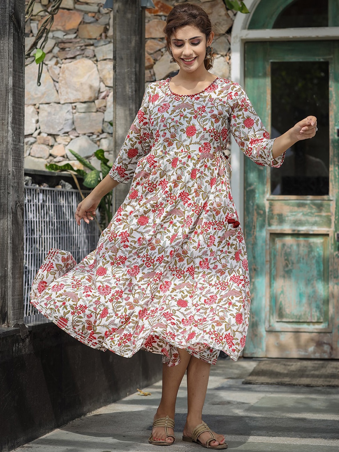 

KAAJH Women White & Red Printed Pure Cotton A-Line Midi Ethnic Dress