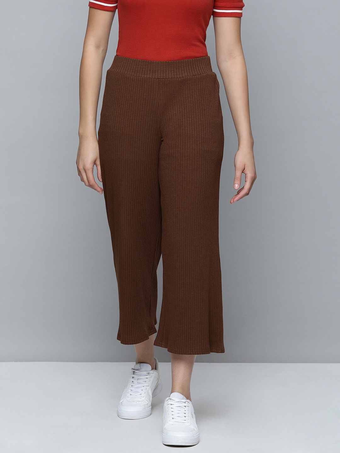 

Flying Machine Women Brown Relaxed Fit Ribbed Cropped Track Pants