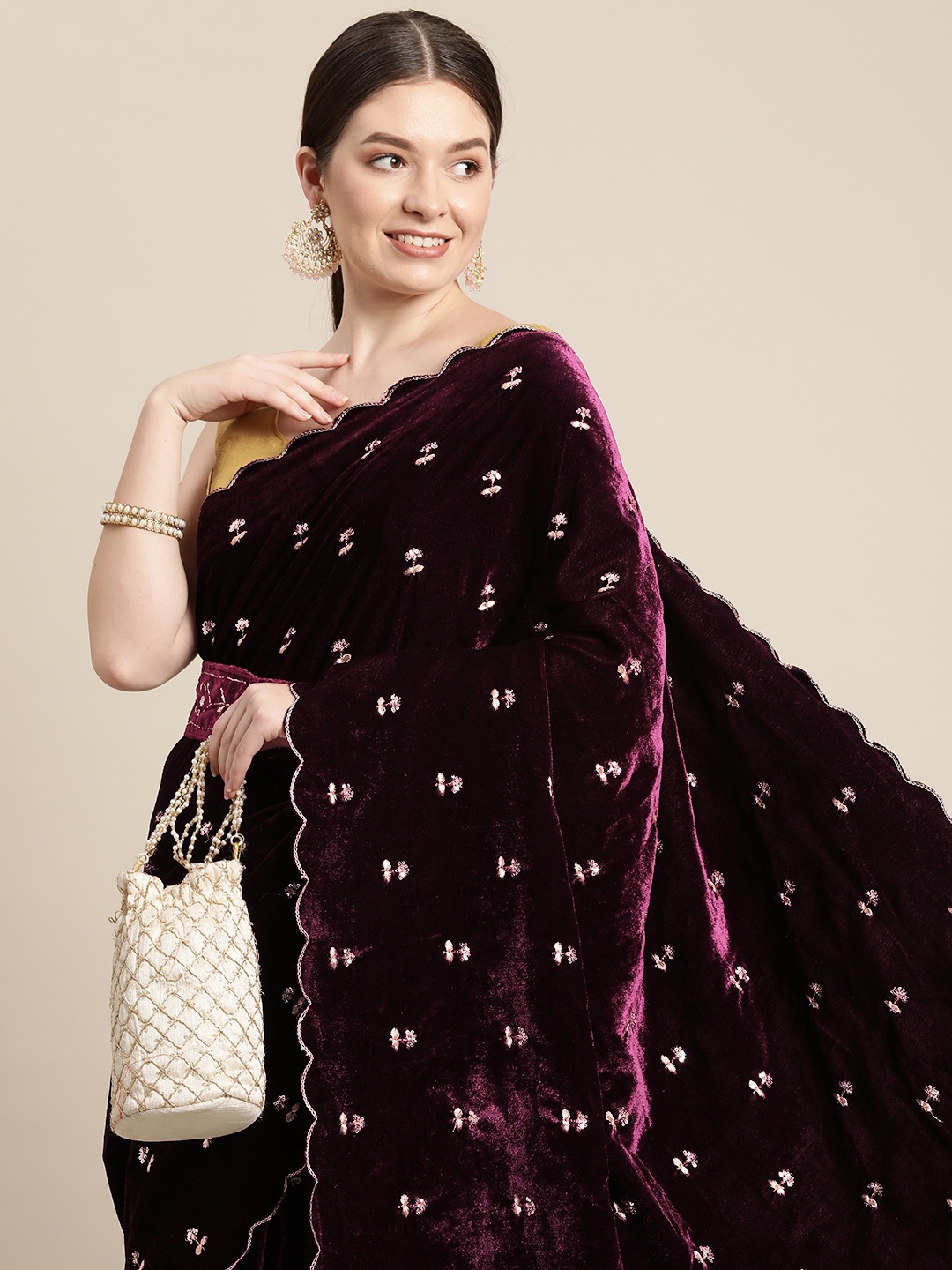 

VASTRANAND Burgundy Ethnic Motifs Embellished Sequinned Velvet Belted Saree with Blouse