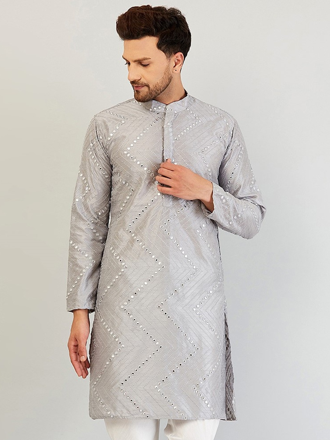 

Armaan Ethnic Men Grey Geometric Kurta