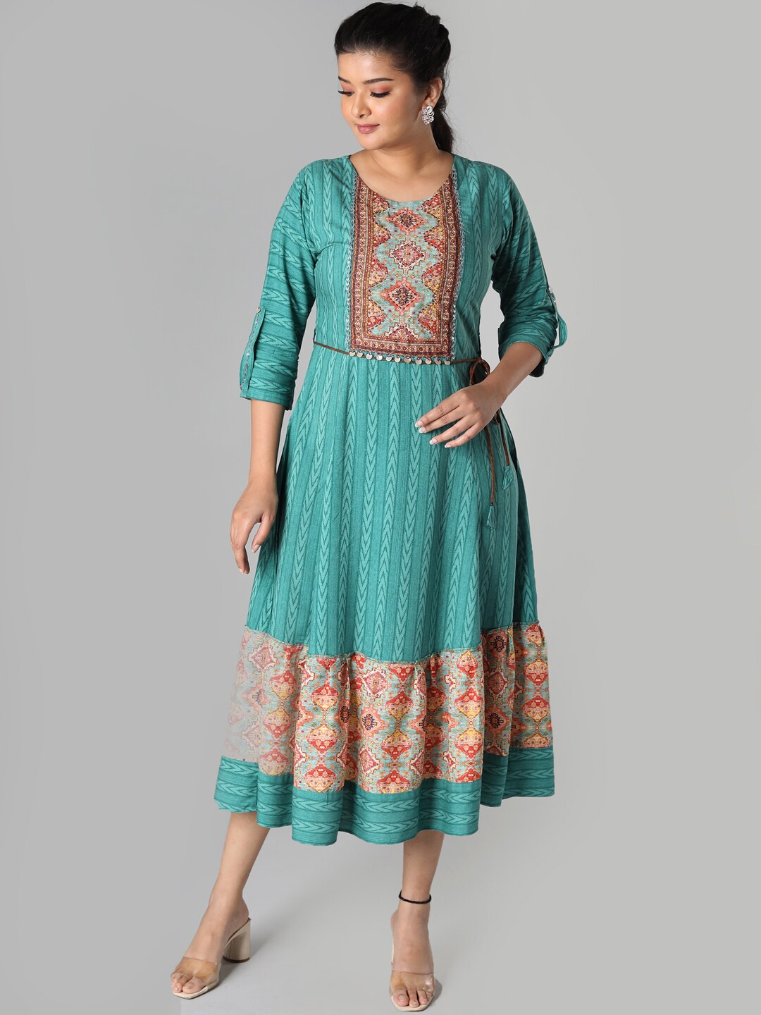 

taruni Women Sea Green Printed Midi Dress