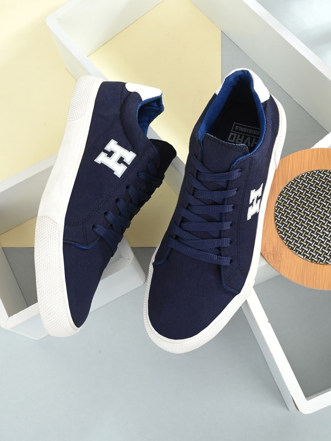

Harvard Men Navy Blue Sneakers