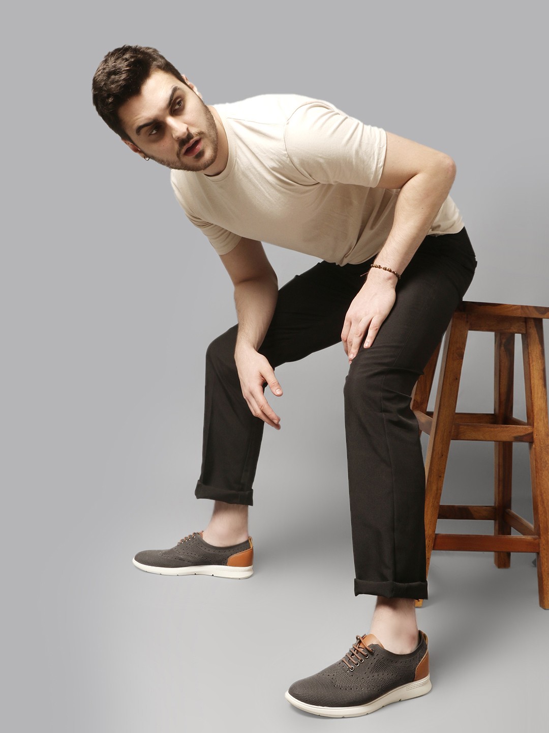 

Roadster Men Grey Woven Design Oxfords