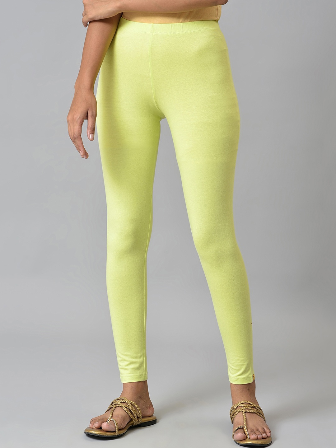 

AURELIA Women Yellow Solid Ankle-Length Leggings