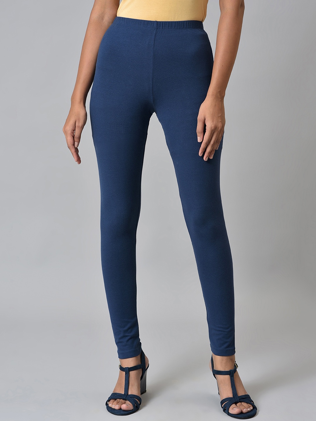 

AURELIA Women Navy-Blue Solid Ankle-Length Leggings