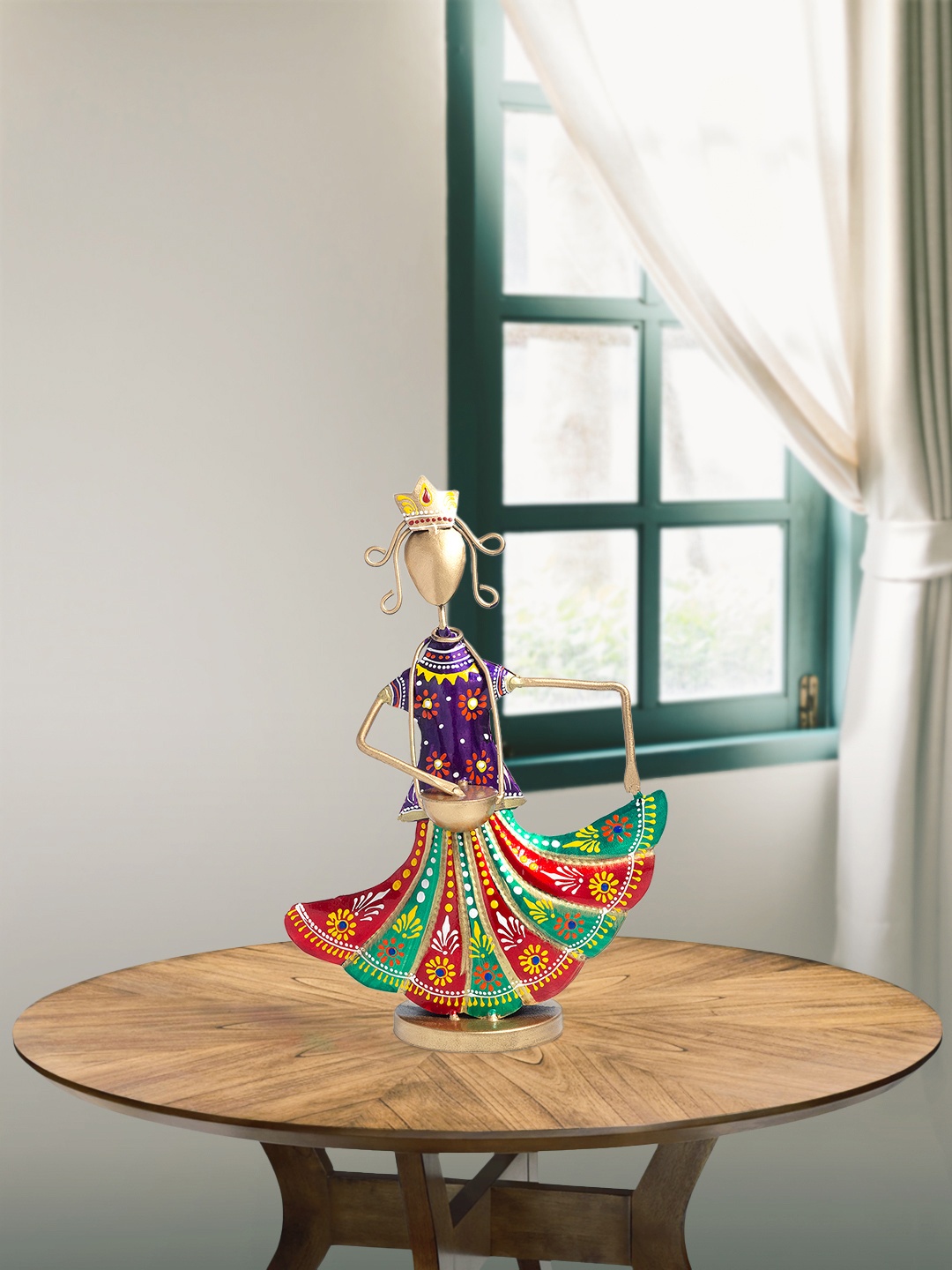 

Golden Peacock Gold-Toned & Purple Musician Lady Shaped Showpieces
