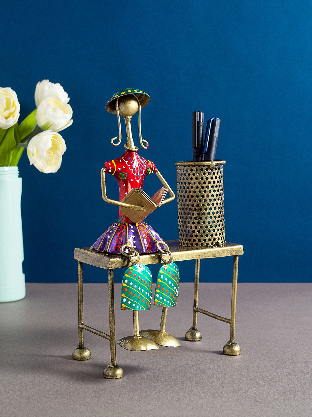 

Golden Peacock Gold-Toned Desk Pen Stand Showpieces