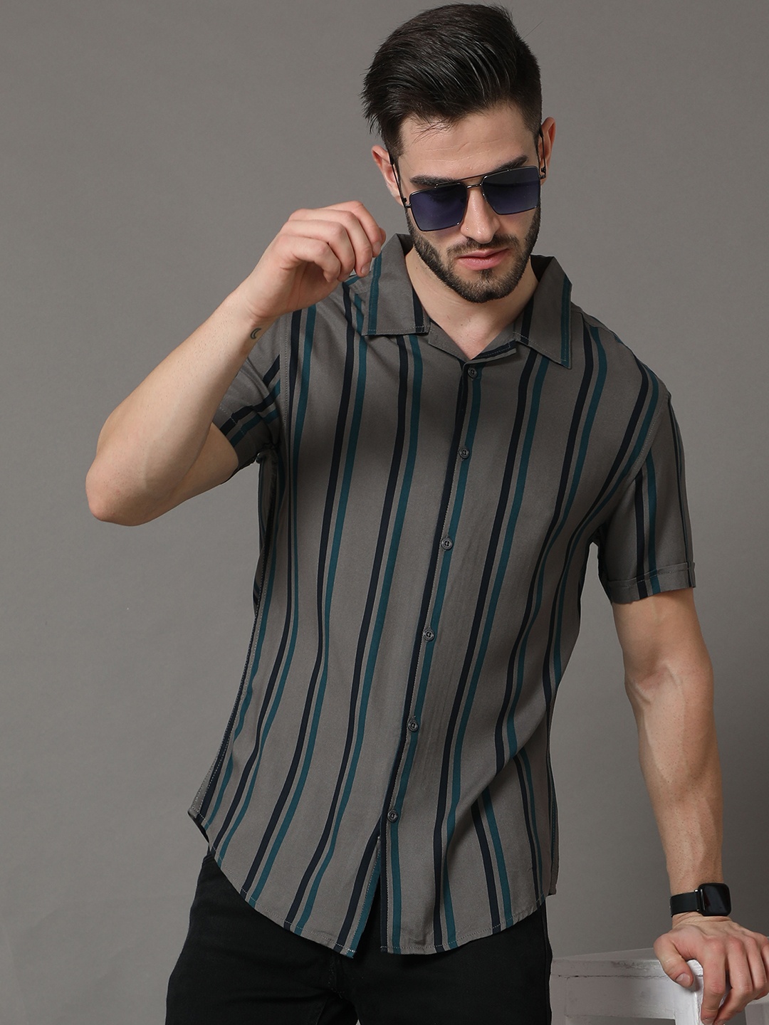 

HERE&NOW Men Grey Slim Fit Striped Casual Shirt