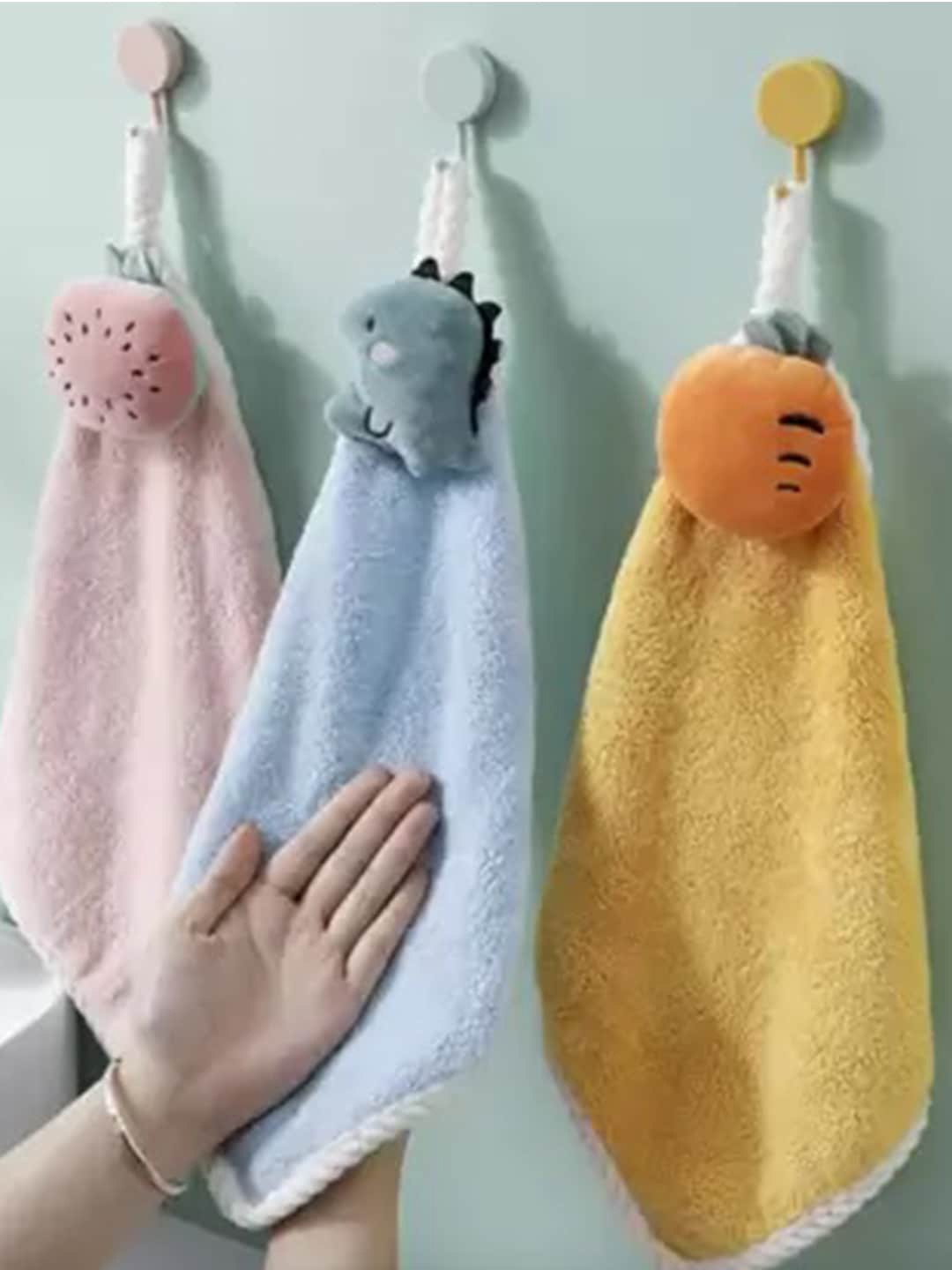 

MARKET99 Blue Solid Smiley Shaped 150 Gsm Hand Towels