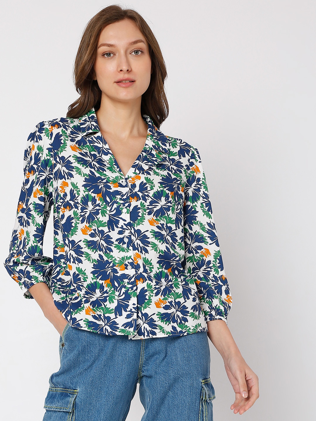 

Vero Moda Women White & Blue Floral Print Top