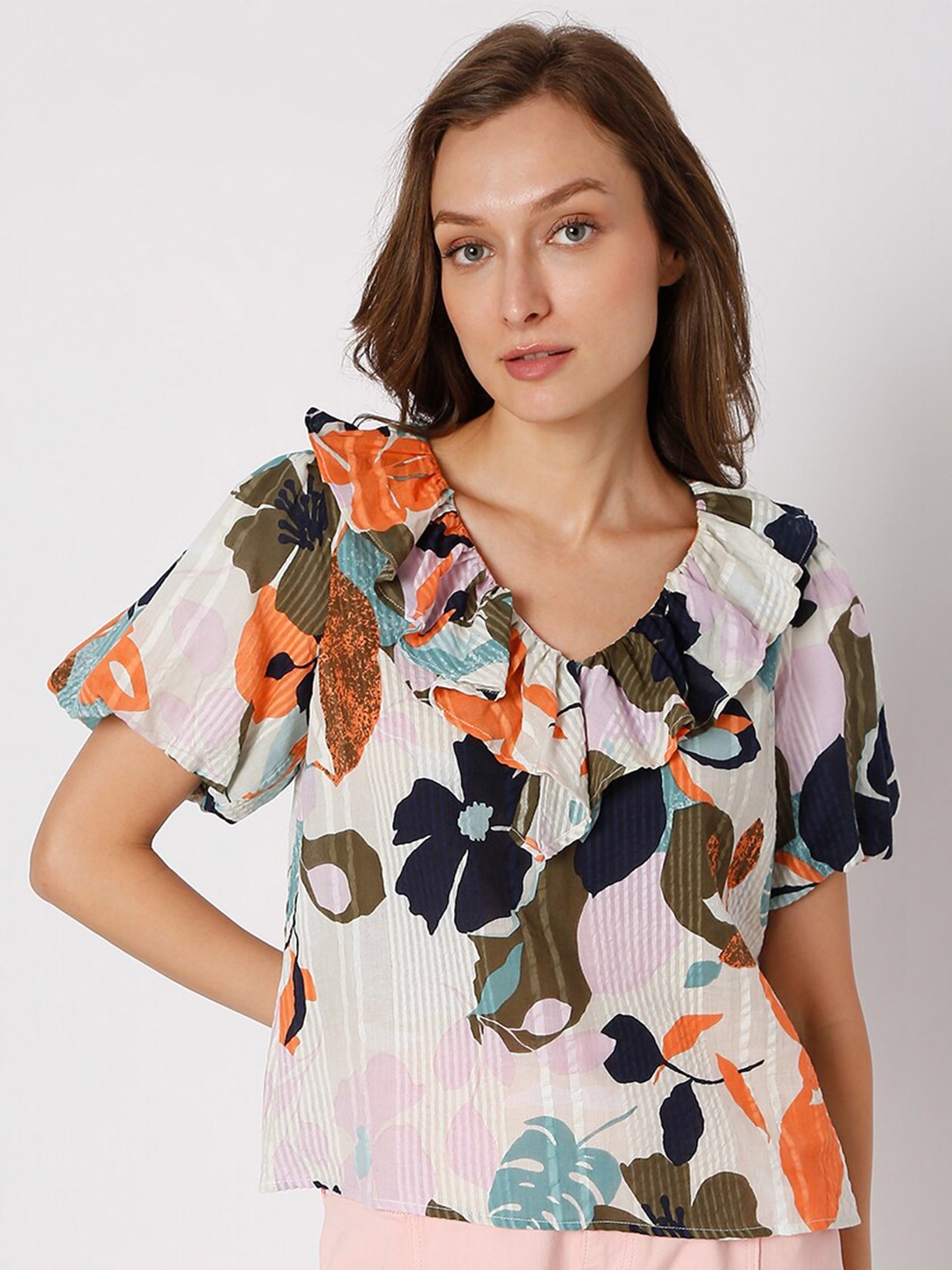

Vero Moda Off White Floral Print Top