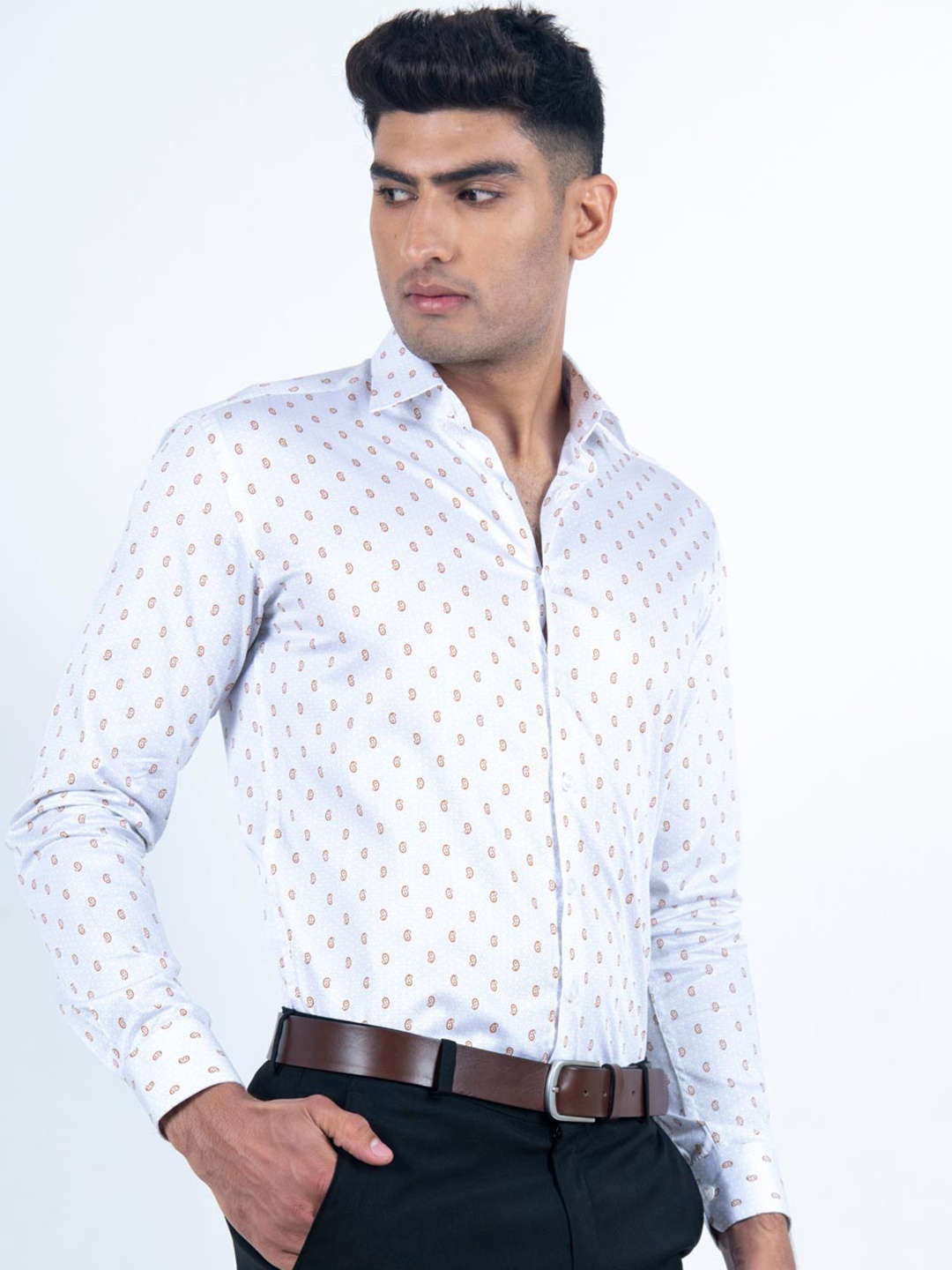 

Tistabene Men White Regular Fit Comfort Printed Formal Shirt