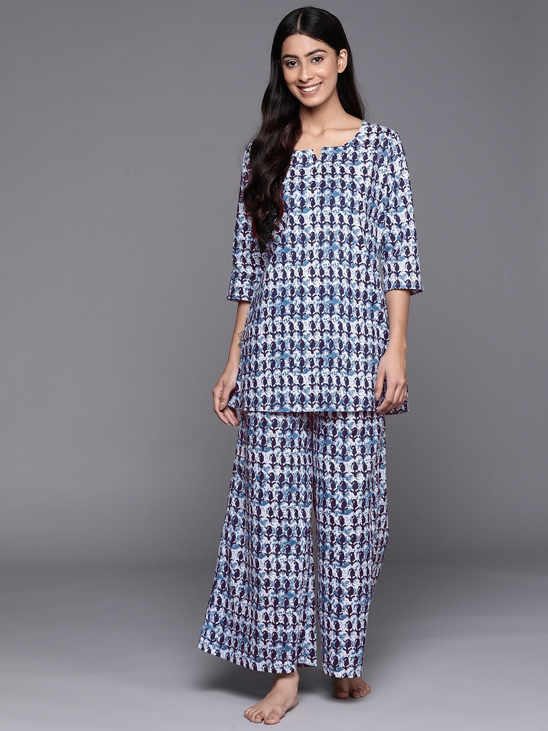 

Libas Women Navy Blue & White Cotton Printed Night suit