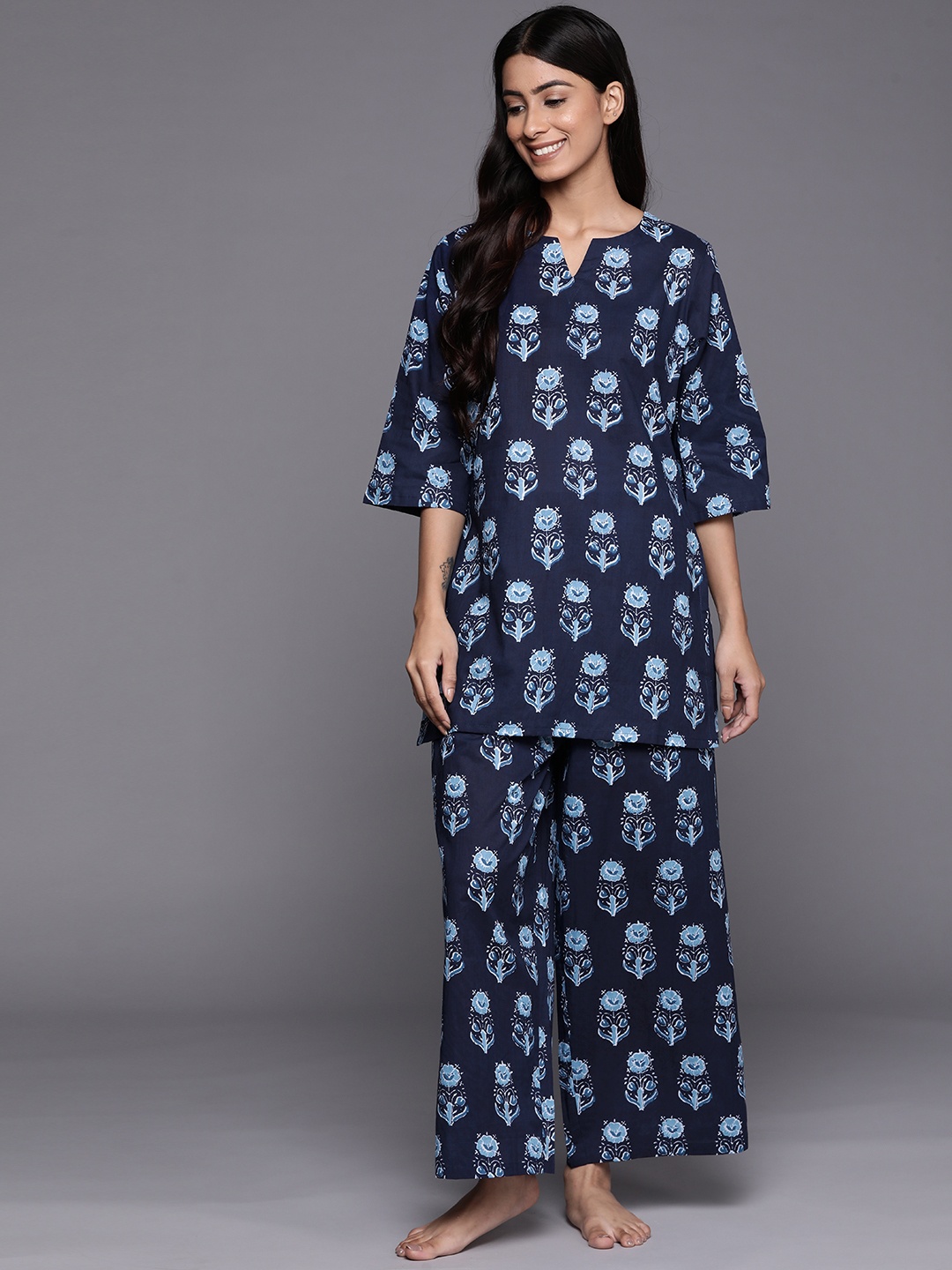 

Libas Women Navy Blue & White Printed Night suit