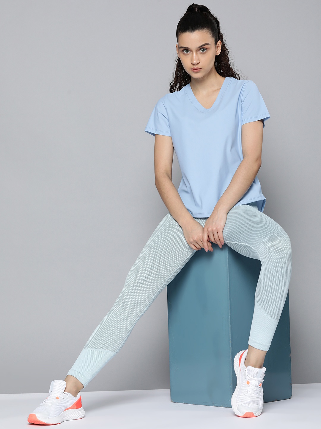 

Fitkin Women Blue Solid T-shirt