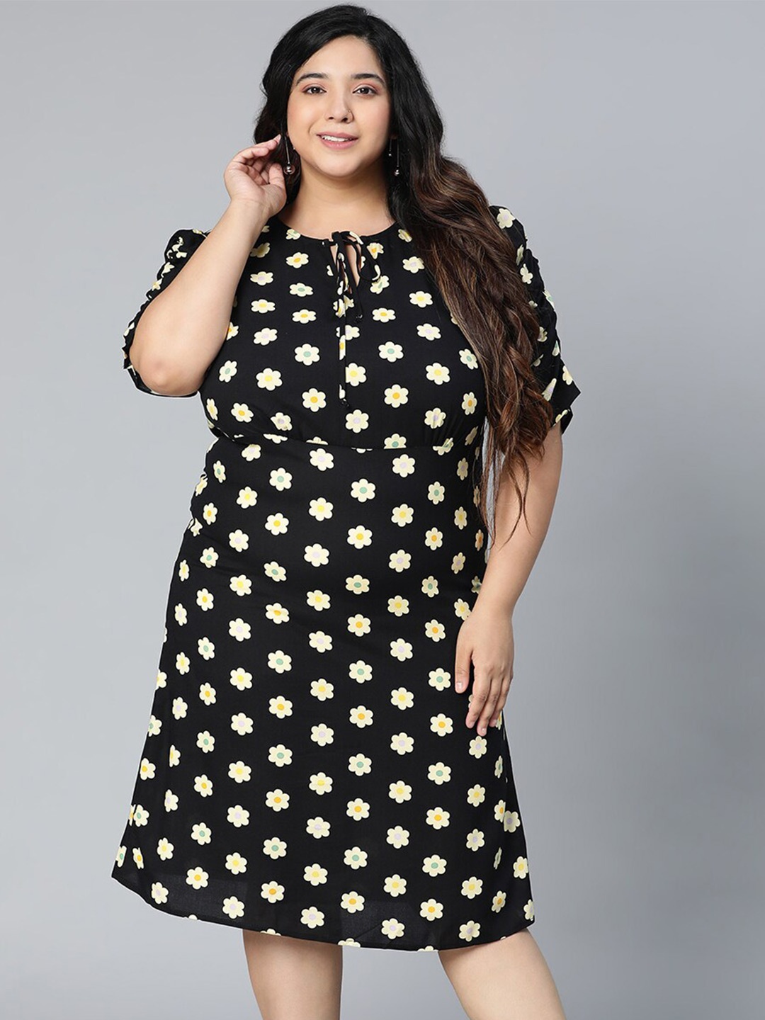 

Oxolloxo Plus Size Black & Yellow Floral Crepe A-Line Midi Dress