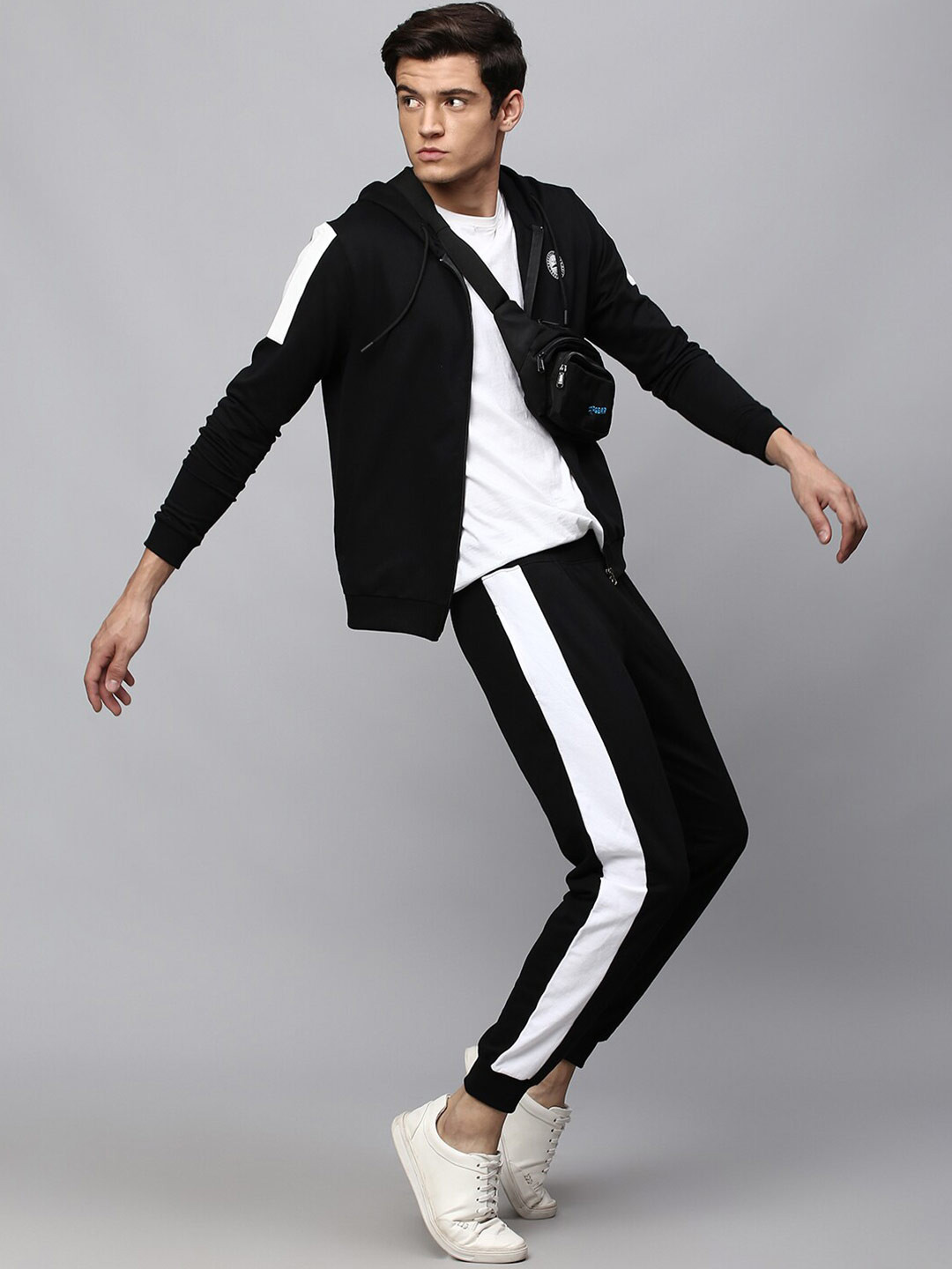 

High Star Men Black Hooded Sweatshirt