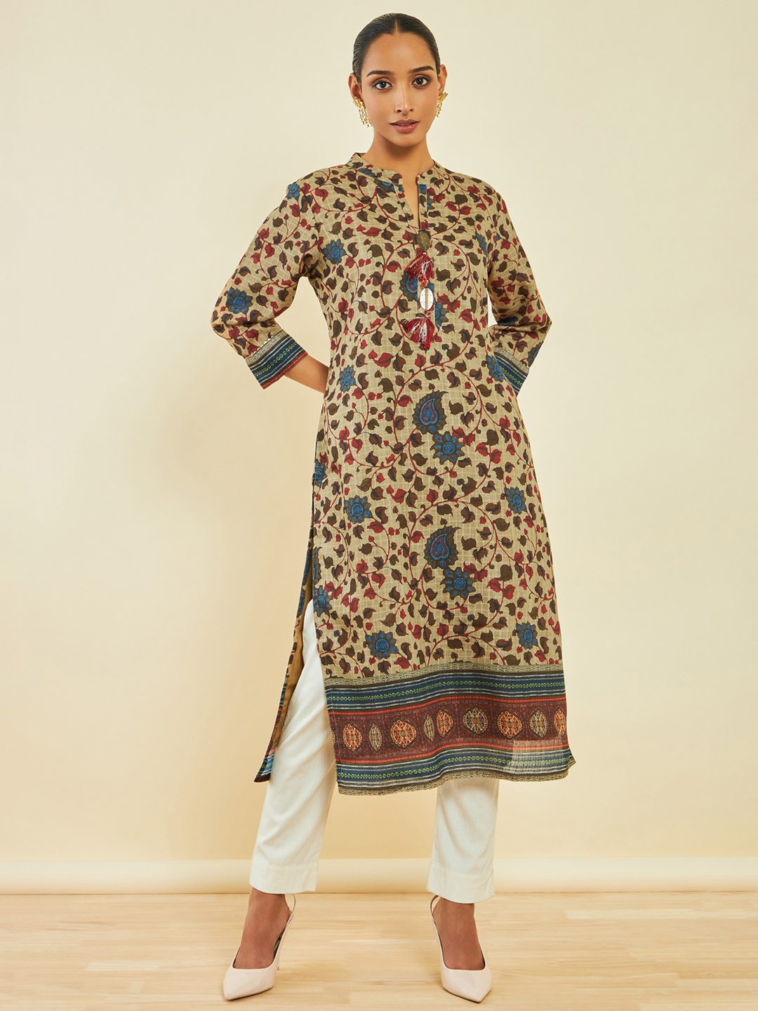 

Soch Women Beige Printed Floral Mandarin Collar Straight Kurta