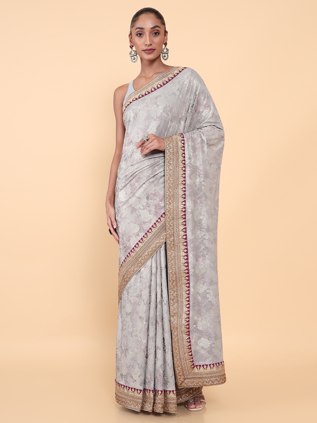 

Soch Grey & Gold-Toned Floral Silk Blend Tussar Saree