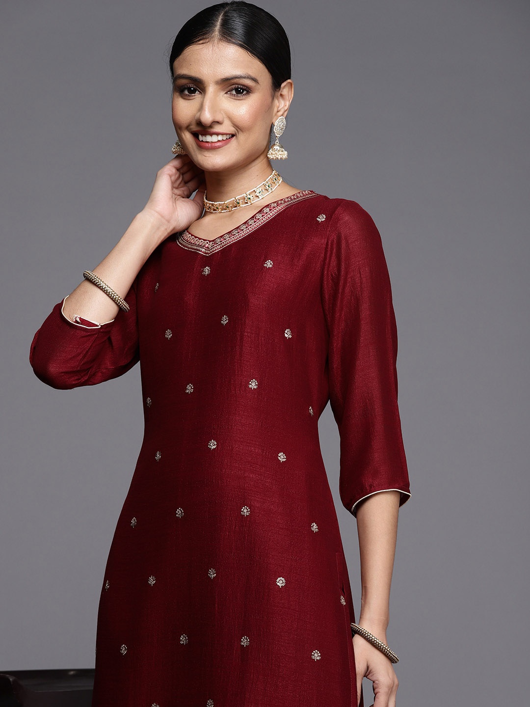 

Libas Women Maroon Ethnic Motifs Embroidered Kurta