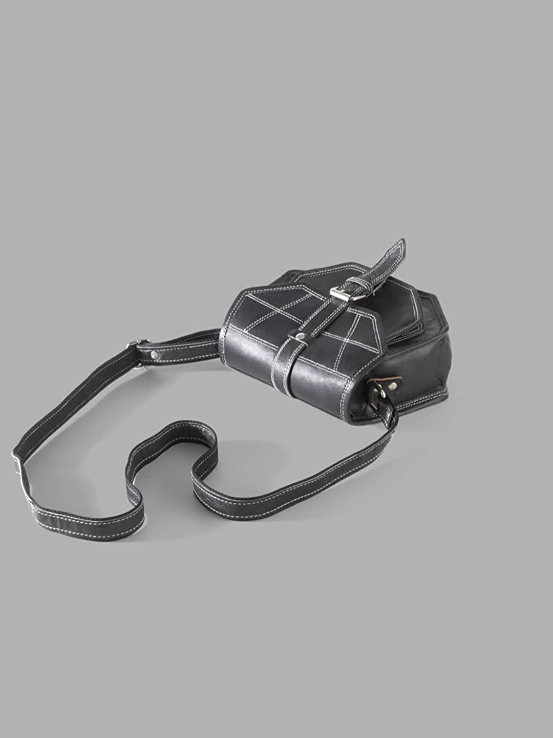 

Goatter Black Textured Leather Structured Sling Bag