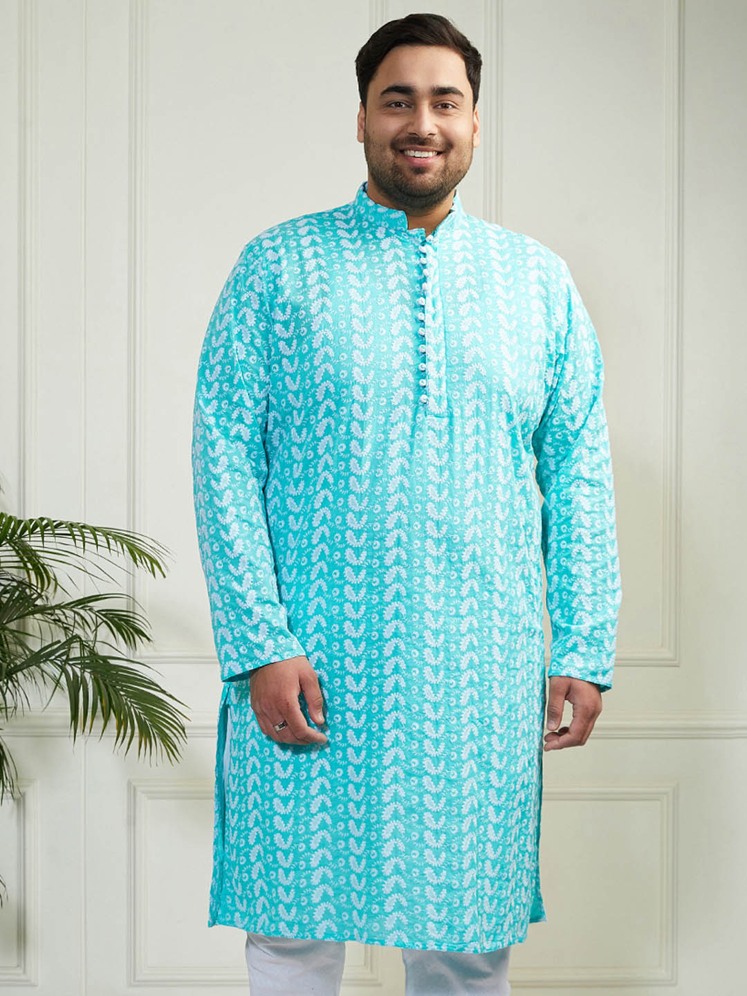 VASTRAMAY Plus Size Men Sea Green & White Geometric Embroidered Chikankari Kurta
