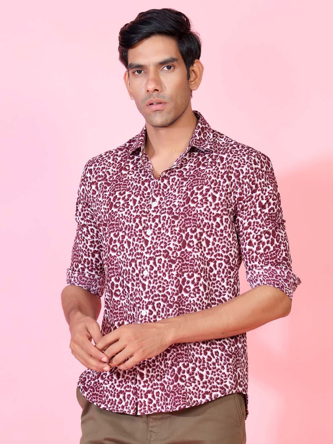 

Tistabene Men Abstract Printed Cotton Casual Shirt, Purple