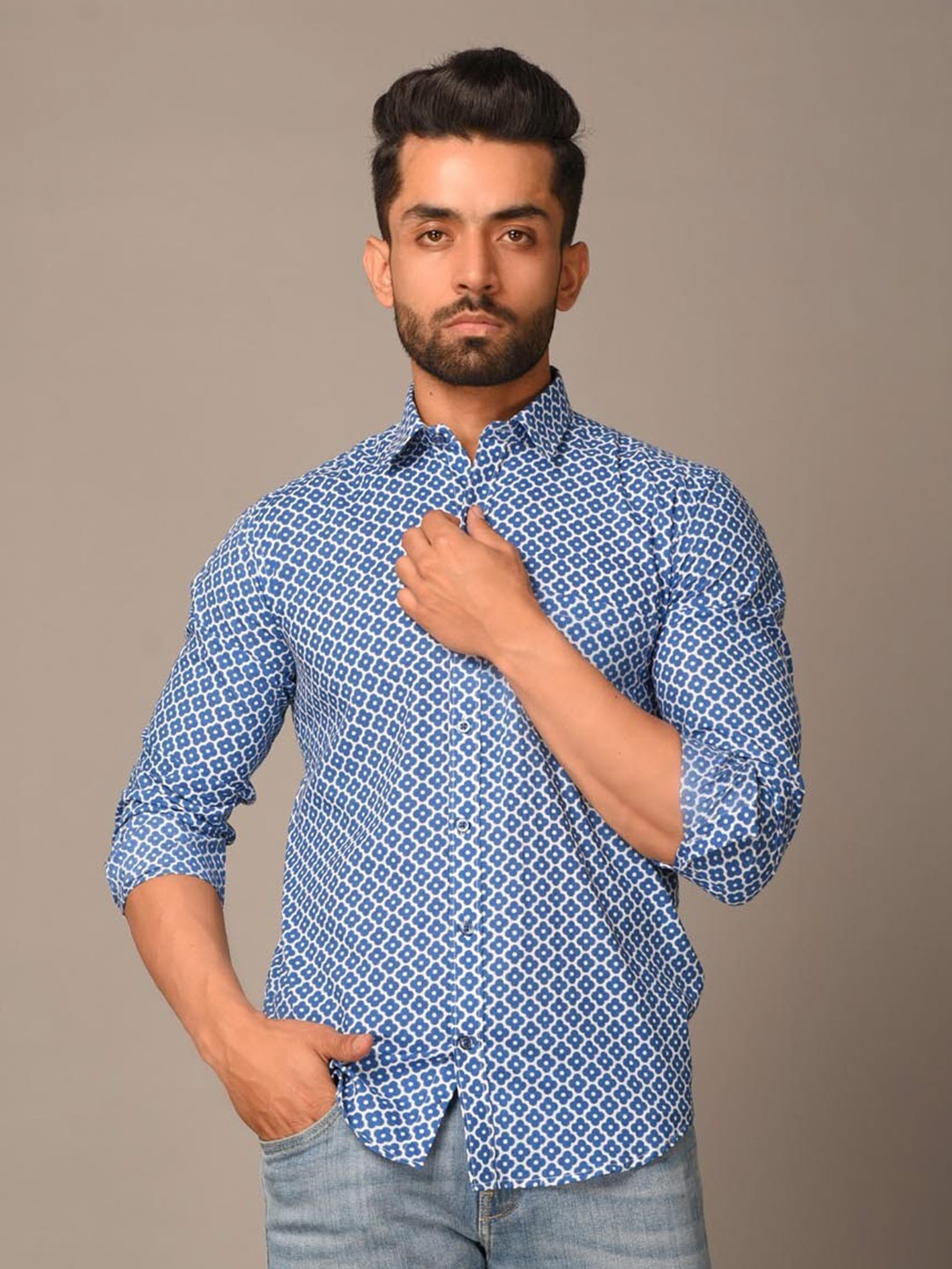 

Tistabene Men Blue Comfort Printed Cotton Casual Shirt
