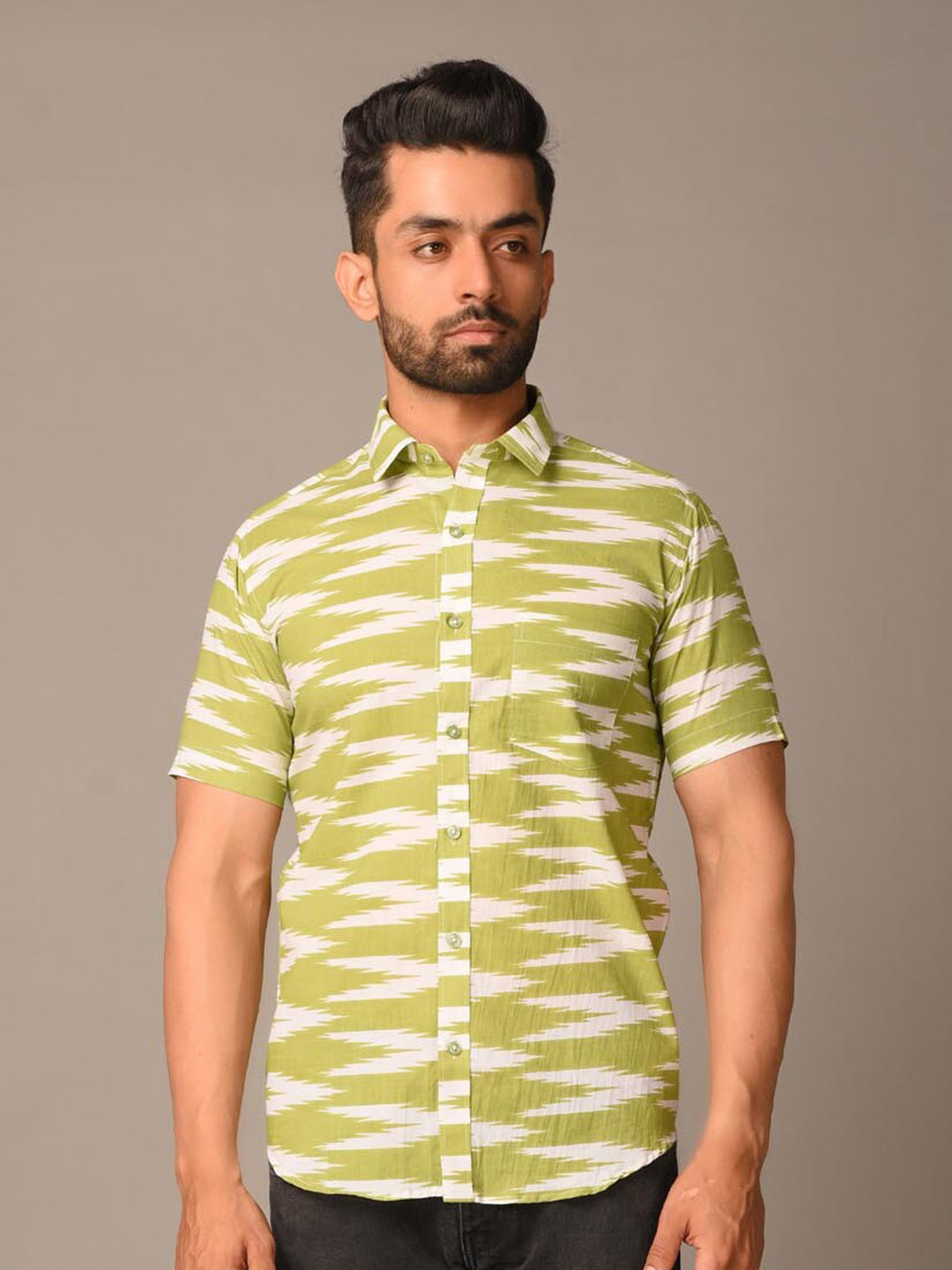 

Tistabene Men Green Comfort Printed Casual Shirt