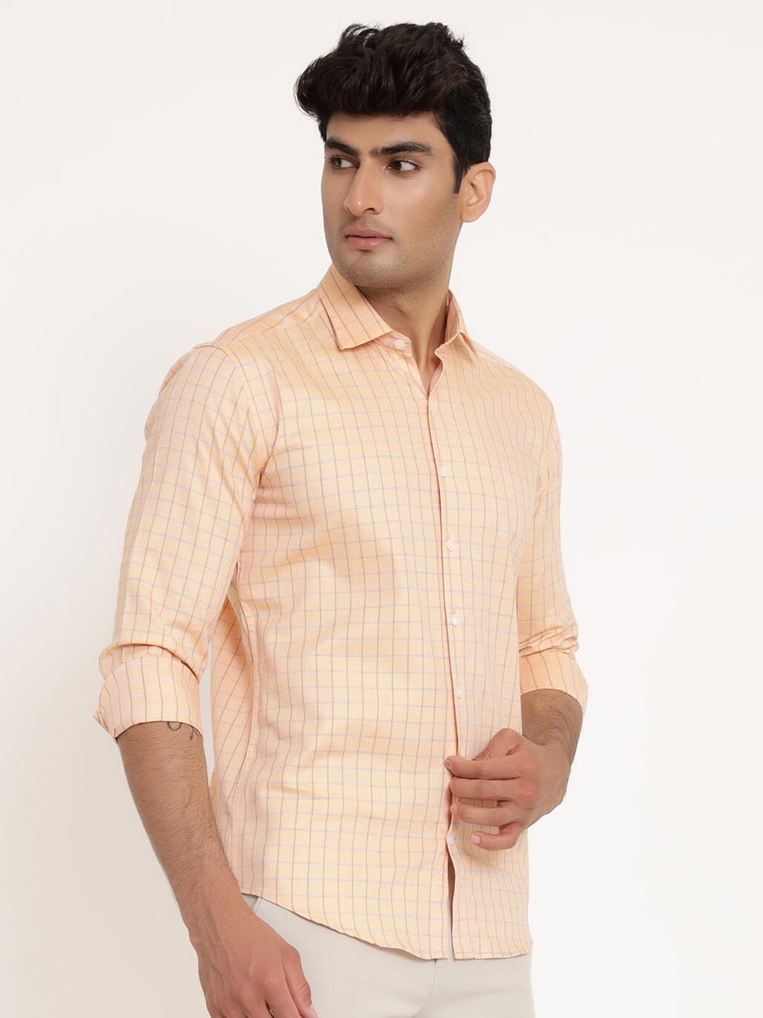 

Tistabene Men Peach-Coloured Comfort Checked Casual Shirt