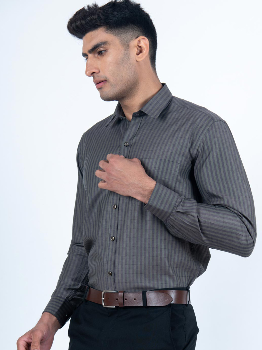 

Tistabene Men Grey Comfort Striped Casual Shirt